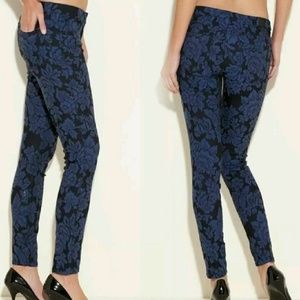 GUESS BRITNEY SKINNY DECANTER FLORAL JEANS